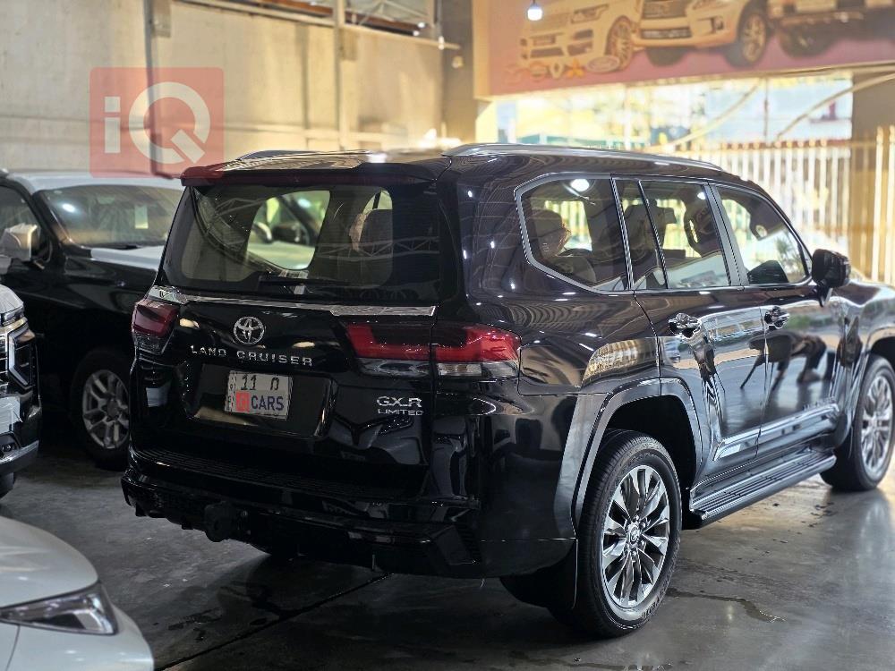 تويوتا لاندكروزر